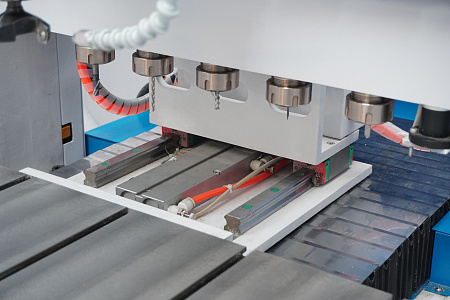 Фрезерный станок с ЧПУ DIRTEC 6060ATC-S (серво) 