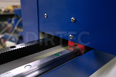 Фрезерный станок с ЧПУ DIRTEC 1515AS2