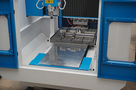 Фрезерный станок с ЧПУ DIRTEC 6060ATC-S (серво) 