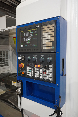 Вертикальный обрабатывающий центр DIRTEC M855 (KND)
